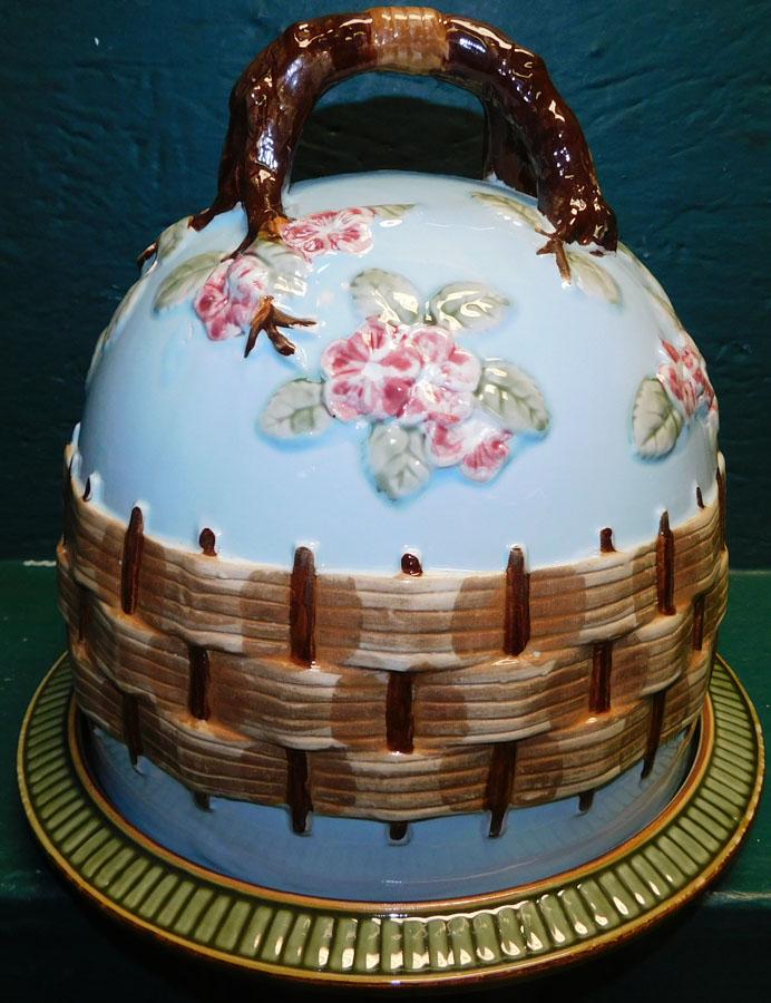 Majolica Covered Cheese Dish (1 of 4)