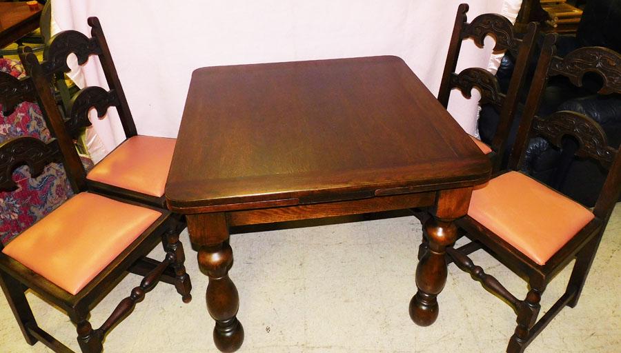Oak Draw Leaf Table W/ 4 Chairs (1 of 6)