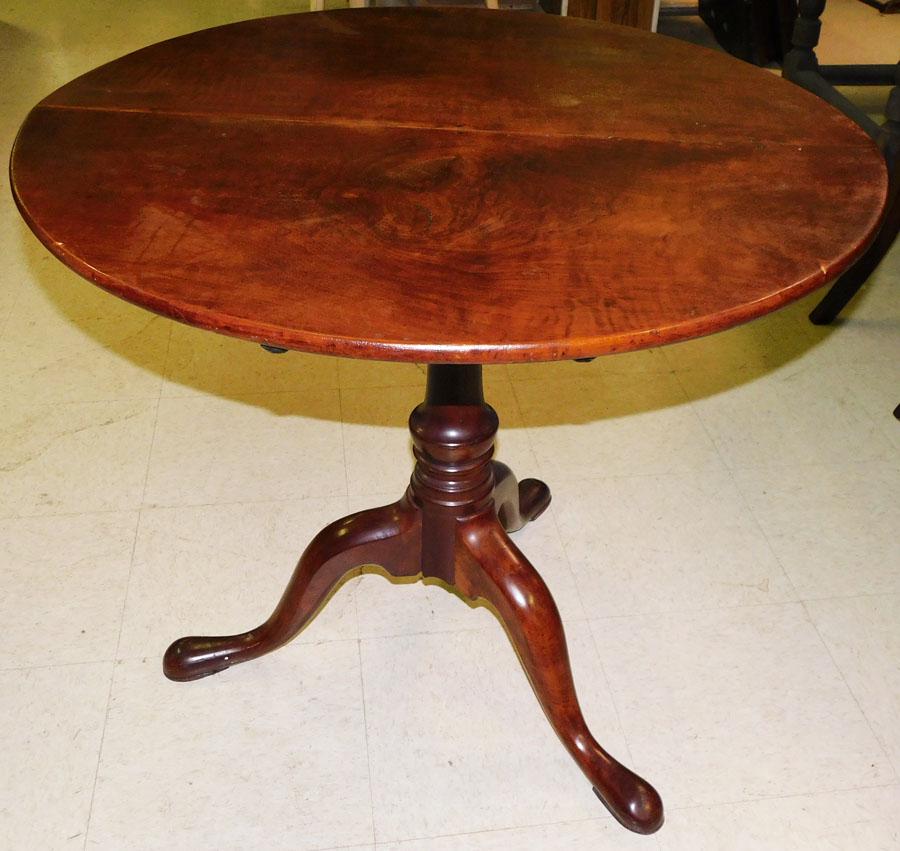 19th C Cherry Queen Anne Tilt Top Tea Table (1 of 5)