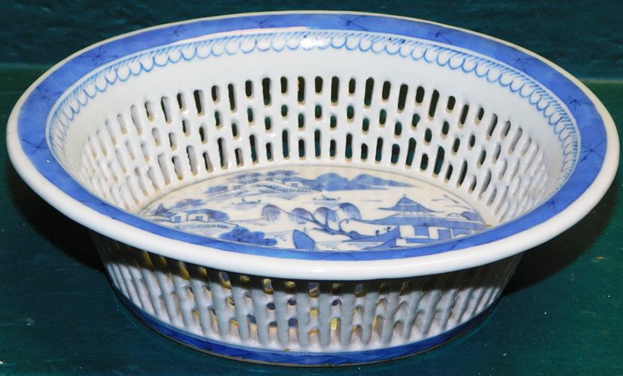Porcelain Reticulated Blue & White Chestnut Basket (1 of 3)