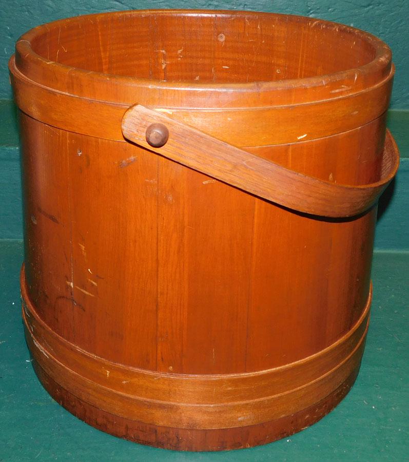 Large Pine Sugar Bucket (1 of 2)
