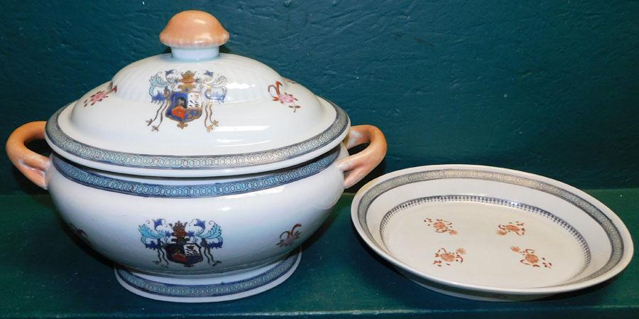 Porcelain Armorial Tureen W/ Undertray: Porcelain Armorial Tureen W/ Undertray . 14 1/2" W 11" H