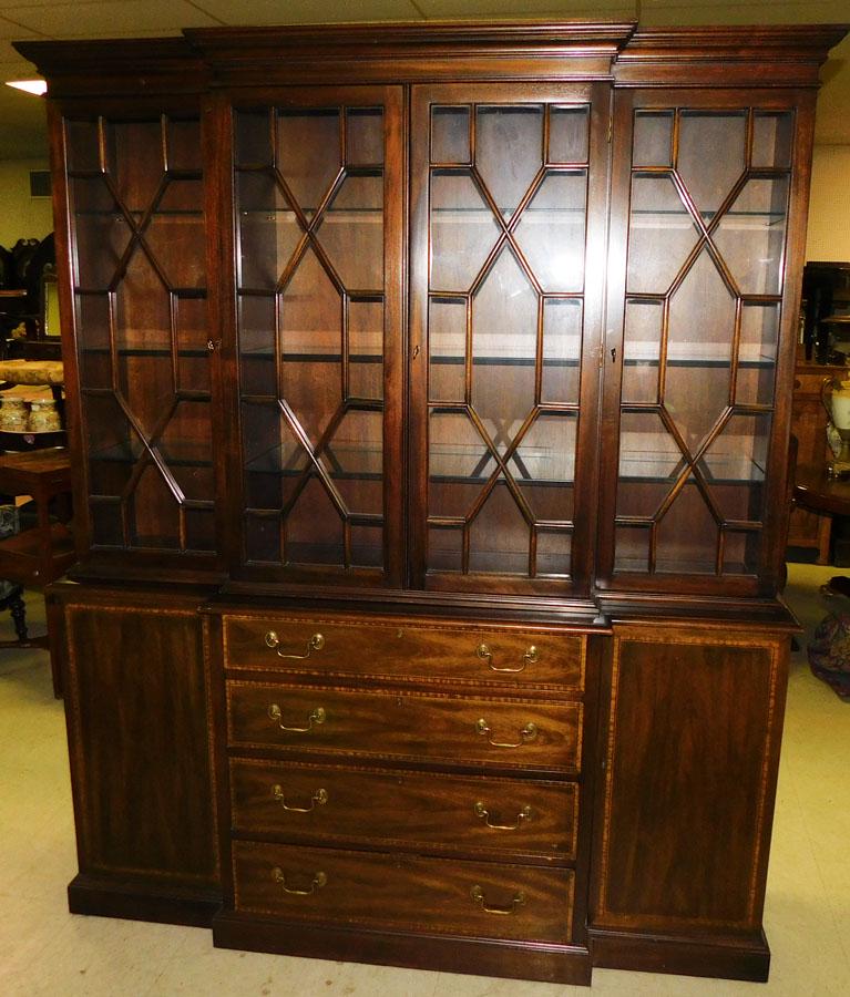 Henkel Harris Mahogany Inlay 2 Pc Break Front (1 of 9)