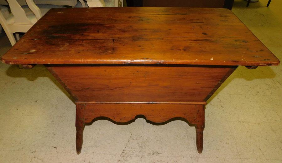Antique Heart Pine Dough Box On Stand (1 of 6)