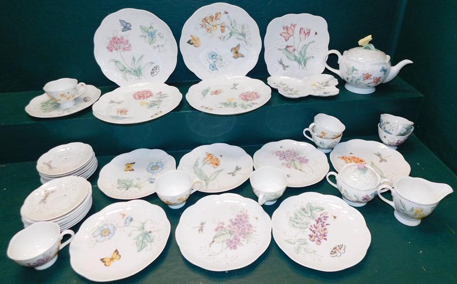 41 Pc Lenox Porcelain Dessert Set - Butterfly Meadow (1 of 5)