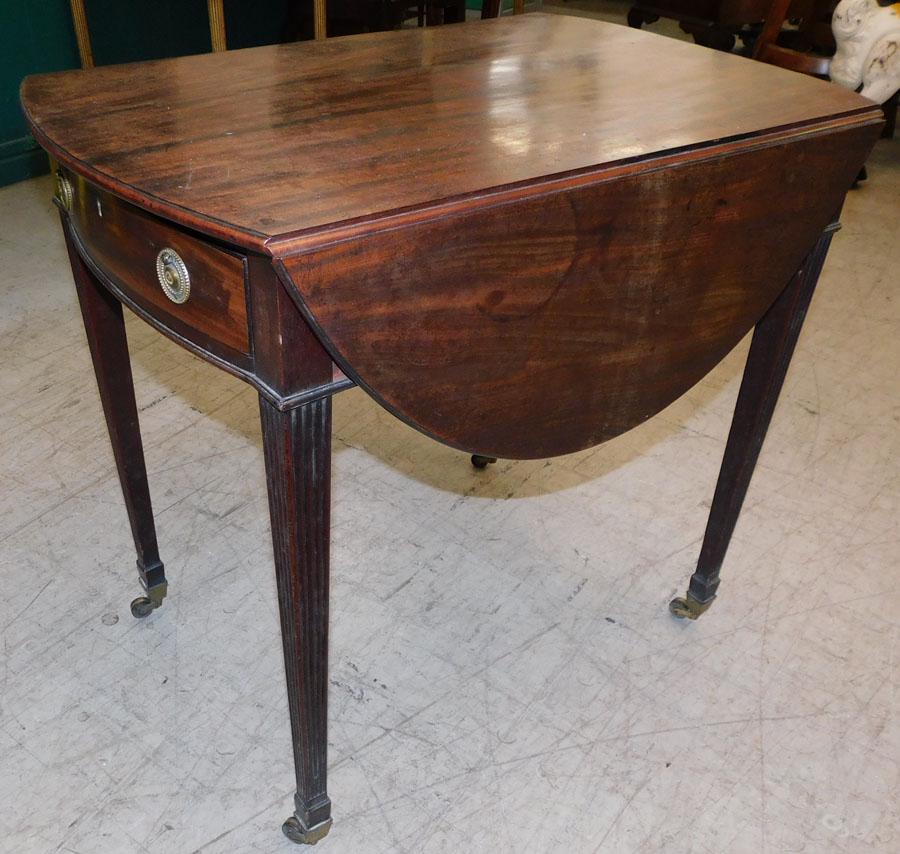 19th C Pembroke Mahogany Table (1 of 4)