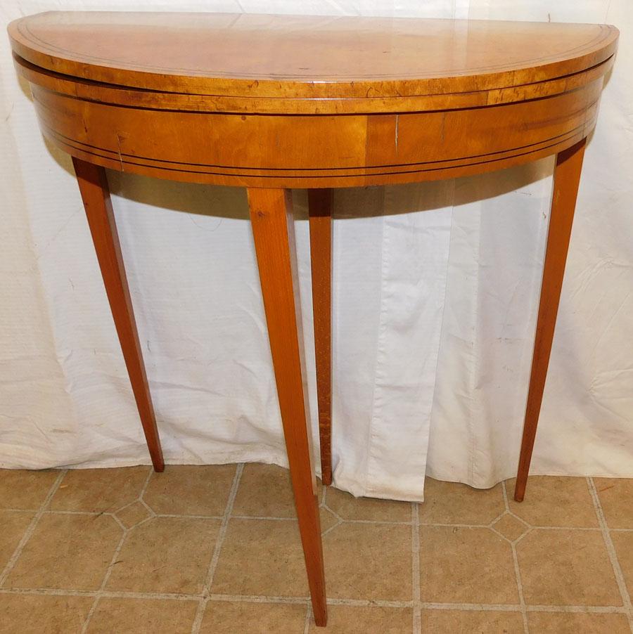 Diminutive Satinwood Inlay Fold Over Top Table: Diminutive Satinwood Inlay Fold Over Top Table. 27" W 13 3/4" D 30" H