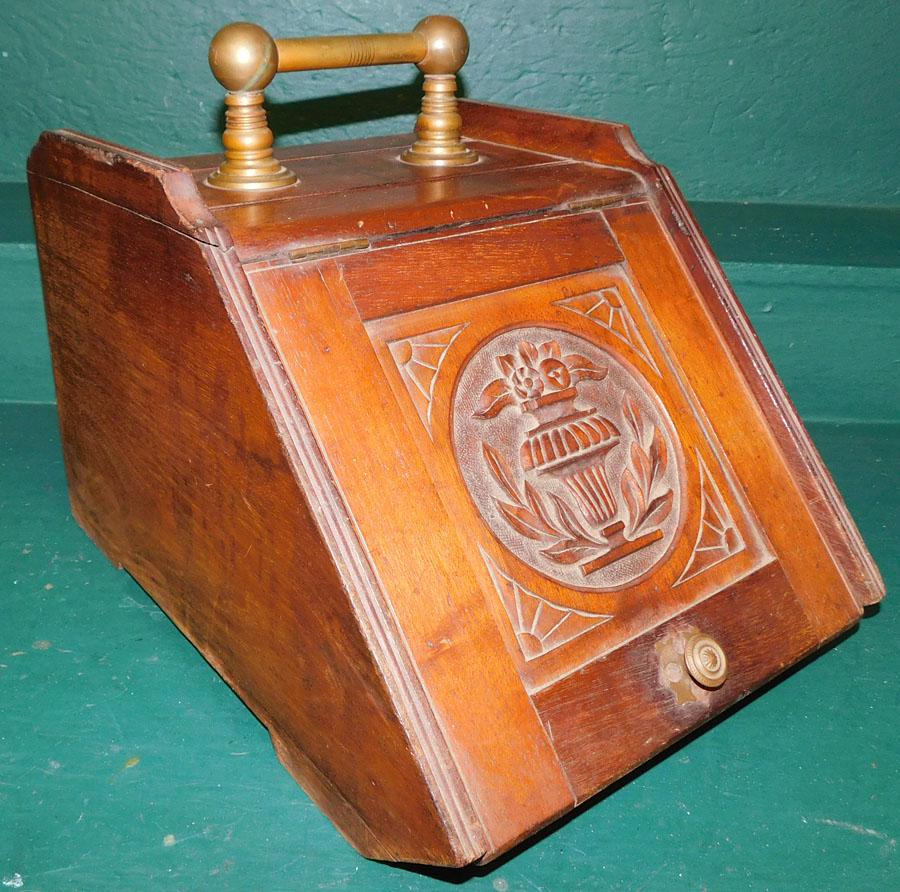 Victorian Walnut Coal Scuttle (1 of 3)