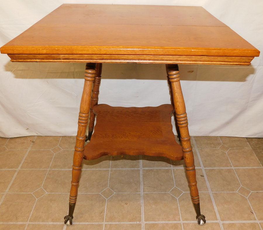 Antique Oak Table (1 of 4)