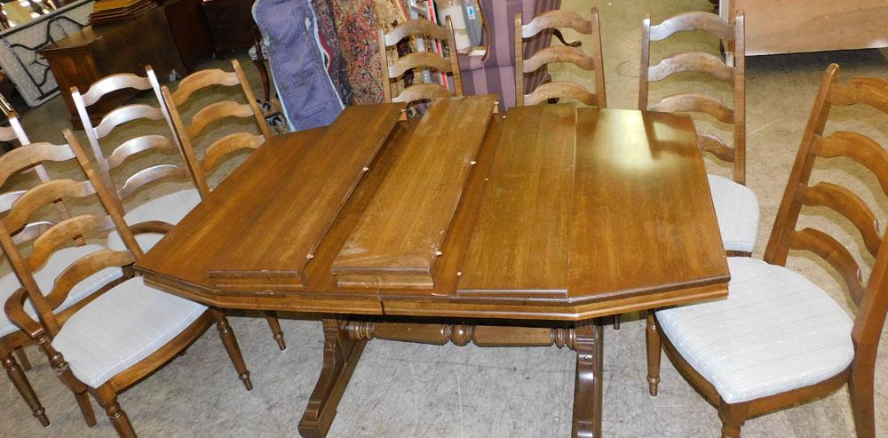 9 Pc Table & Chairs By Haywood Wakefield: 9 Pc Table & Chairs By Haywood Wakefield. 94" W 42" D 29" H - Table