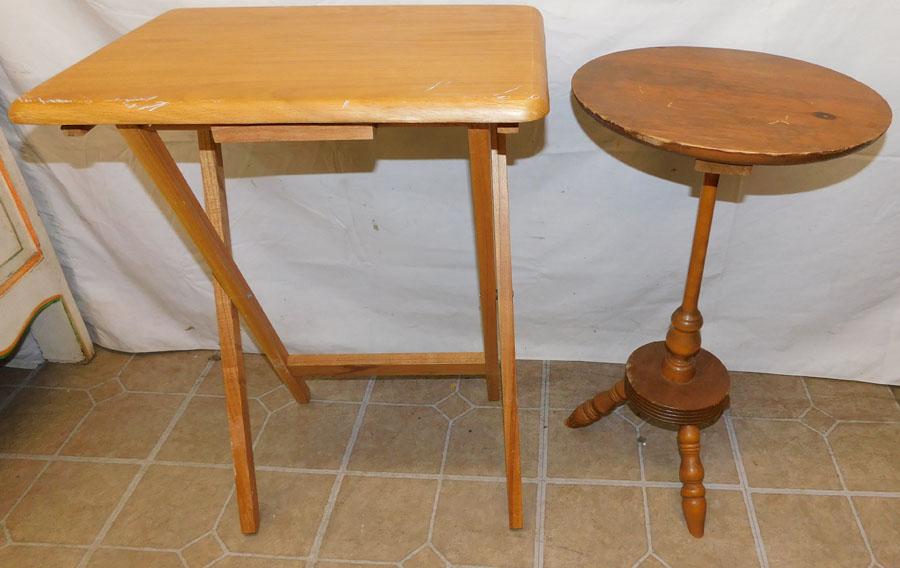 Maple Stand & Oak TV Table (1 of 2)