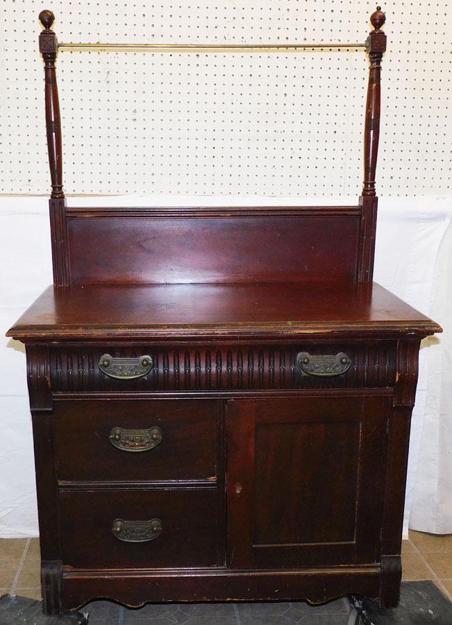 Empire Mahogany Wash Stand (1 of 3)