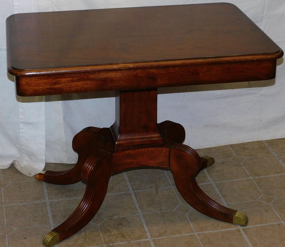 Ralph Lauren Mahogany Pedestal Center Table: Ralph Lauren Mahogany Pedestal Center Table. 32" W 22" D 25" H