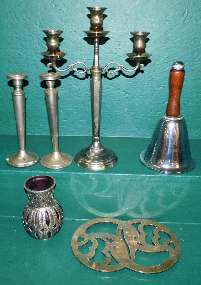 Silverpated Bell Form Flask & Miscellaneous Silverplated Items (1 of 2)