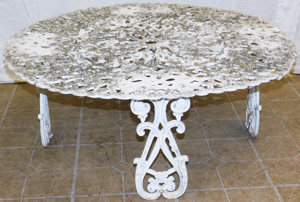 Cast Aluminum Outside Low Table (1 of 3)