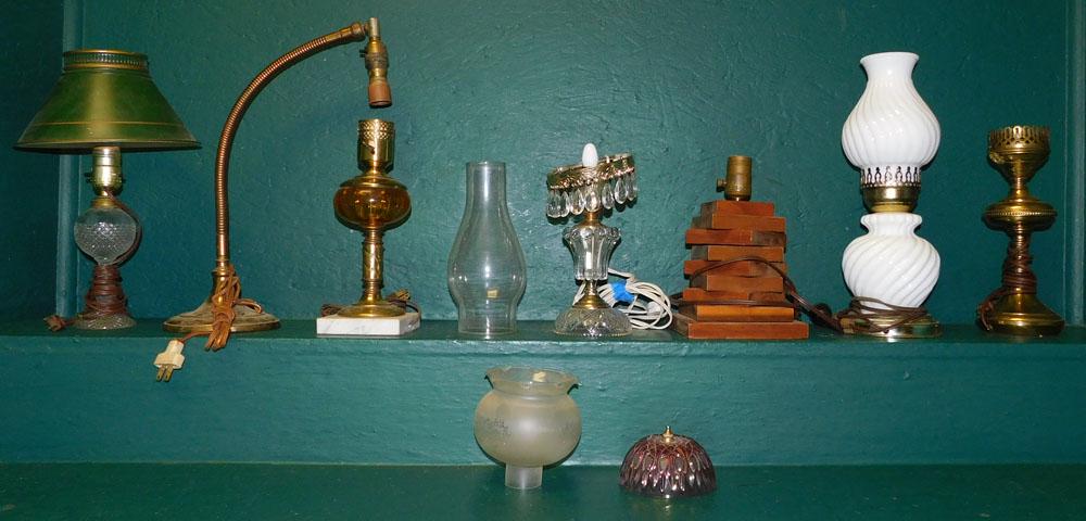 Lot of Lamps: Lot of Lamps .
