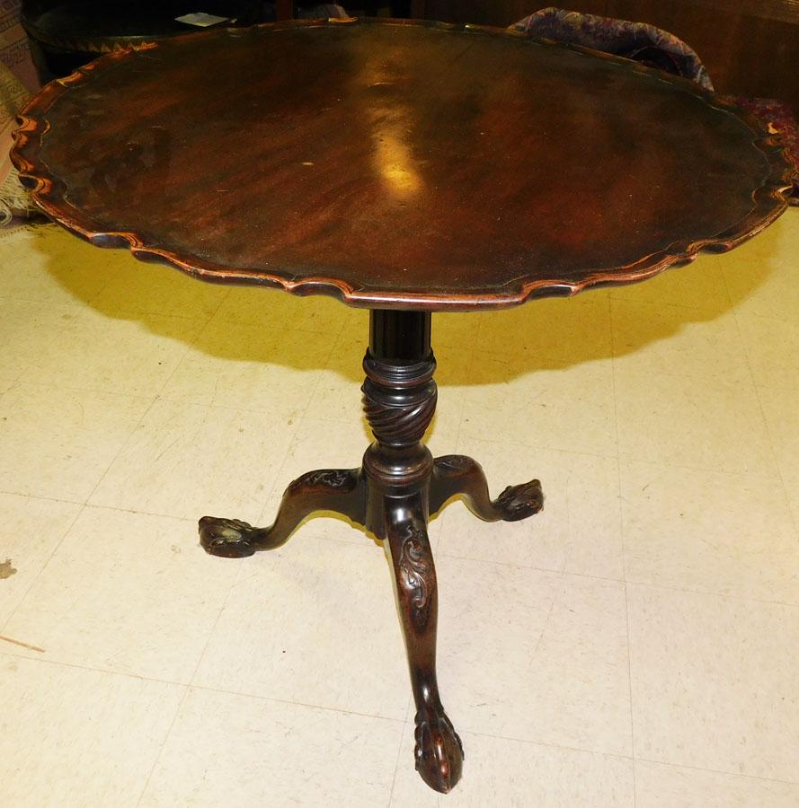 19th C Mahogany Pie Crust Tilt Top Table (1 of 5)