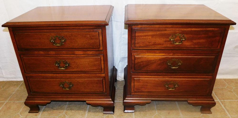 Pair Mahogany 3 Drawer Night Stands (1 of 5)
