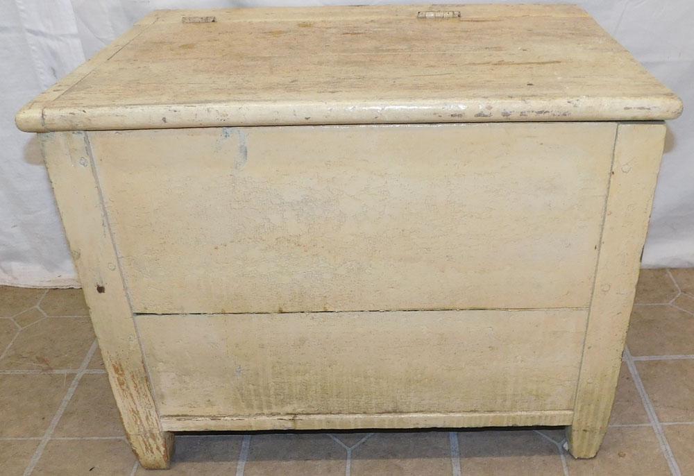 Antique Pine Painted Grain Bin (1 of 4)