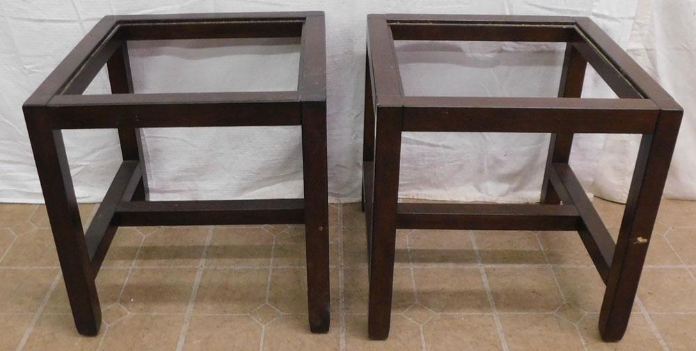 Pair of Modern Glass Top End Tables: Pair of Modern Glass Top End Tables. 19" Dia. 19 1/4" H