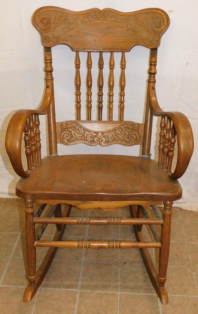 Antique Oak Rocker (1 of 4)