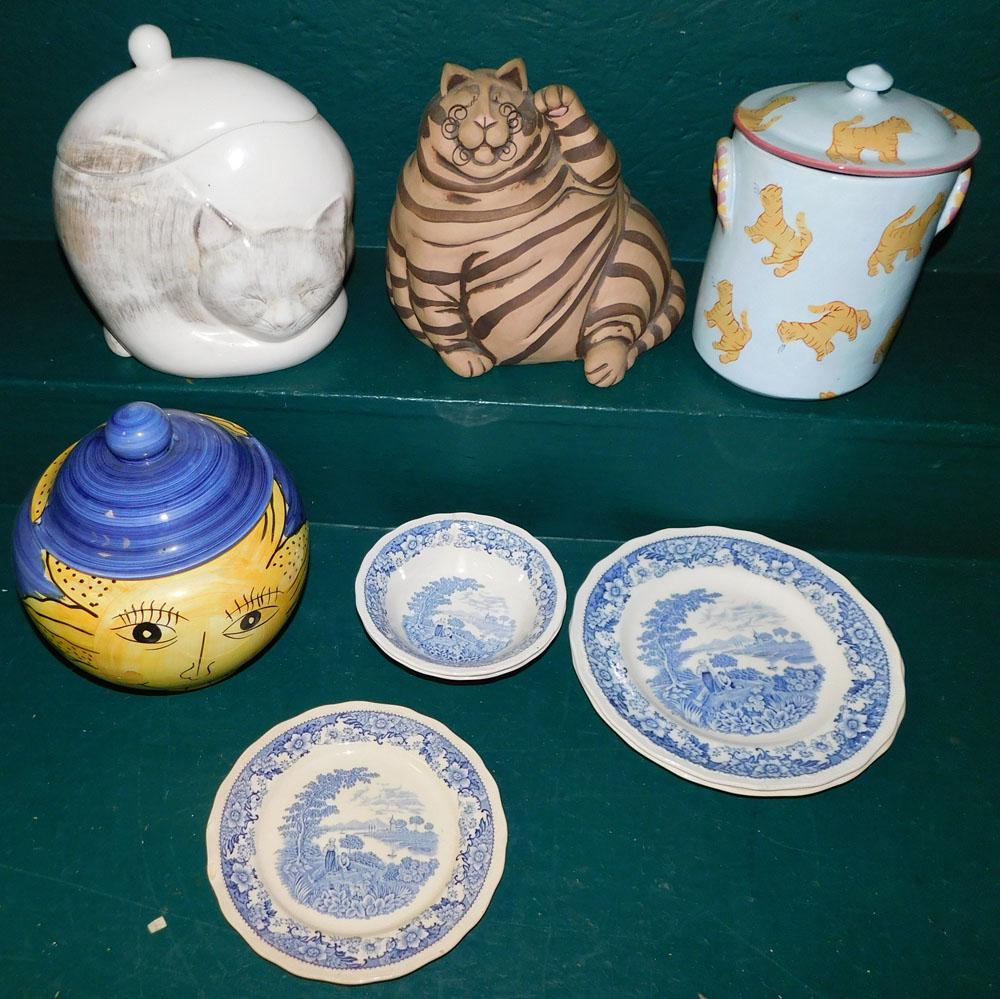 Lot of Porcelain Cookie Jars & Plates (1 of 7)