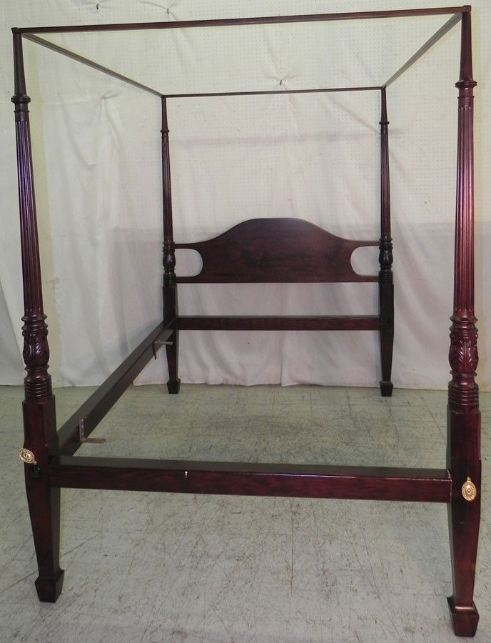 19th c. rosewood 4 poster carved & fluted dbl bed.: 19th century rose wood 4 poster carved and fluted double bed.