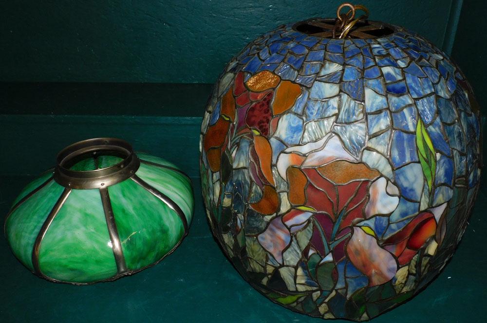 Leaded Glass Chandelier & Slag Glass Lamp Shade: Leaded Glass Chandelier & Slag Glass Lamp Shade . Up to 16" Dia. & 16" H ALL DESCRIPTIONS AND ANY CONDITION STATEMENT GIVEN BY LANGSTON AUCTION GALLERY ARE STRICTLY AN OPINION AND LANGSTON'S SHALL HAV