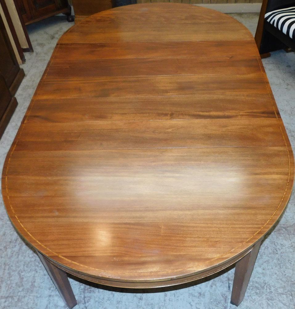 Antique Mahogany Inlaid Oval Dining Table with 5 Leaves (1 of 7)