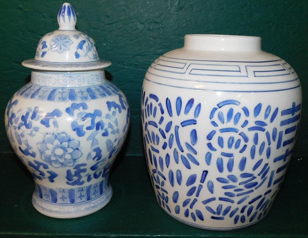 Blue & White Oriental Porcelain Ginger Jar & Covered Urn (1 of 4)