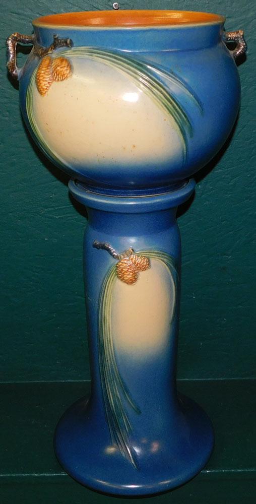 Roseville "Pine Cone" Jardiniere & Pedestal (1 of 8)