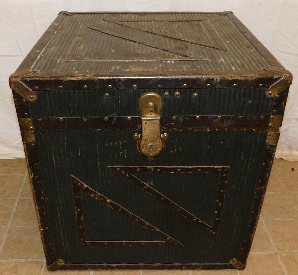 Antique Metal Bound Travel Box by Innovation (1 of 6)