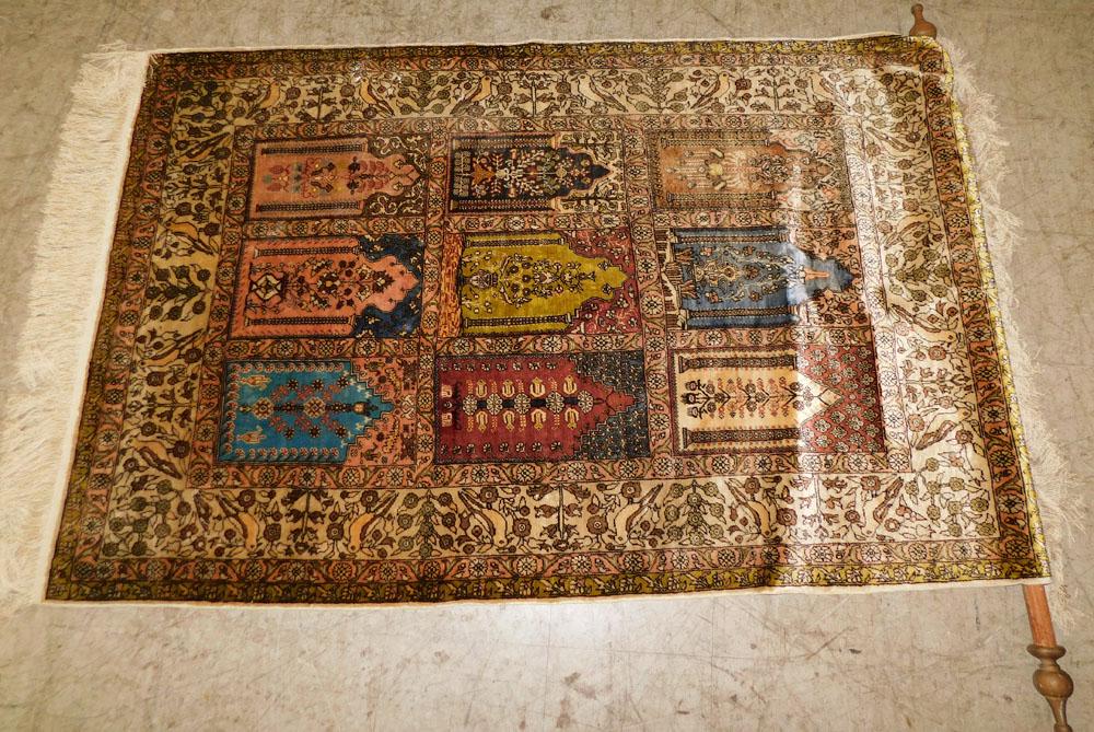 3' 1" x 4' 10" Handmade Silk Rug (1 of 4)