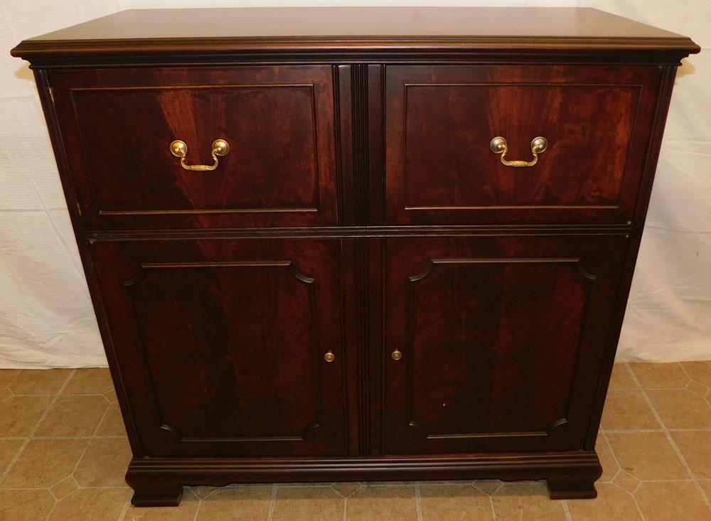 Mahogany Cabinet: Mahogany Cabinet . 38" W 17 1/4" D 36 1/2" H ALL DESCRIPTIONS AND ANY CONDITION STATEMENT GIVEN BY LANGSTON AUCTION GALLERY ARE STRICTLY AN OPINION AND LANGSTON'S SHALL HAVE NO RESPONSIBILITY FOR ERRO