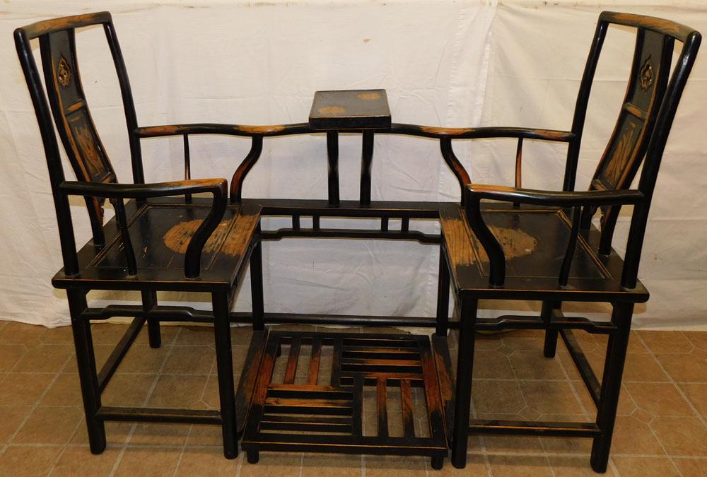 Antique Distress Lacquered Oriental Courting Bench (1 of 3)