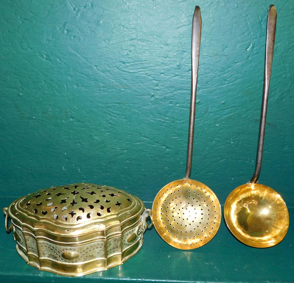 Antique Brass Items (1 of 4)