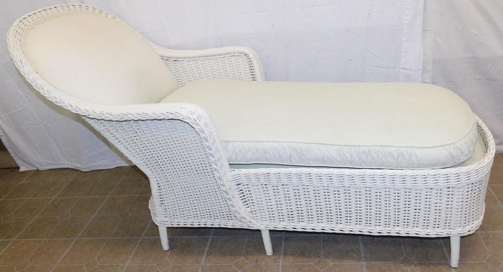 Painted Wicker Chase Lounge (1 of 3)