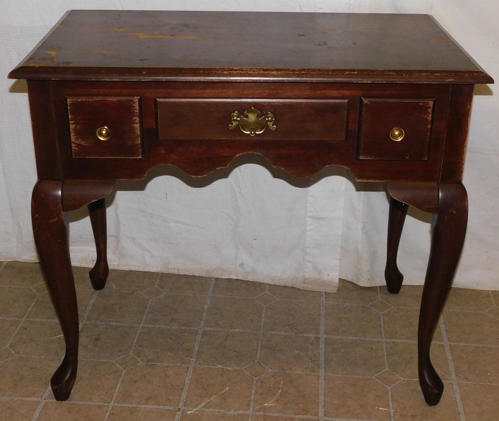 Cherry Queen Anne Style Dressing Table (1 of 4)