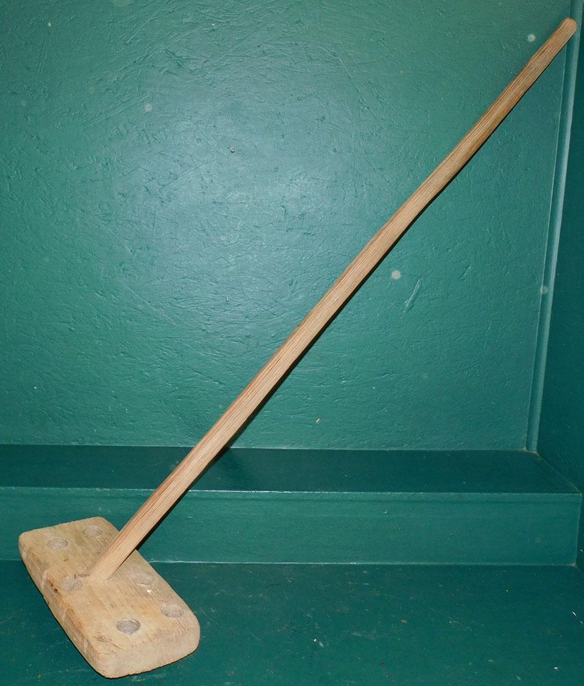 Antique Primitive Corn Husk Broom (1 of 3)