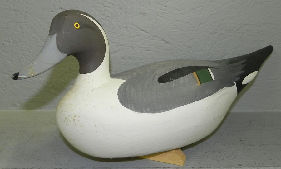 Pintail decoy carved 1965 by Madison Mitchell: Pintail decoy carved 1965 by Madison Mitchell