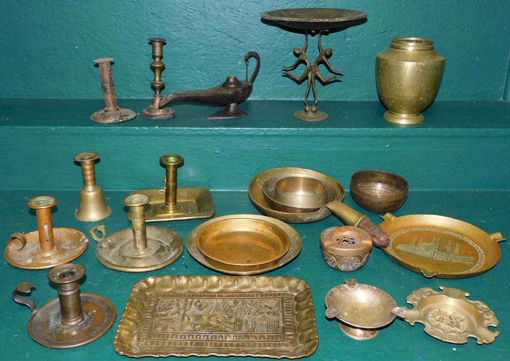 Lot Antique Brass Items (1 of 12)