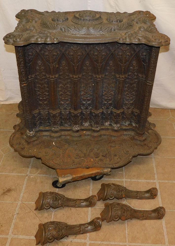 Antique Cast Iron Wood Heater (1 of 6)