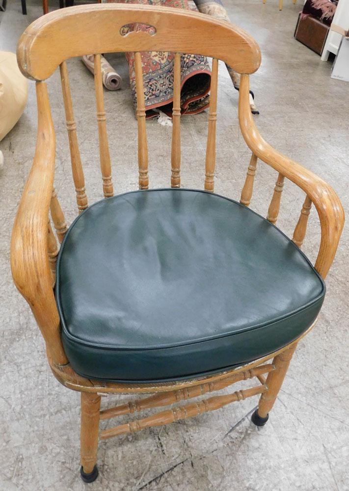 Antique Oak Arm Chair: Antique Oak Arm Chair. 34 1/2" H ALL DESCRIPTIONS AND ANY CONDITION STATEMENT GIVEN BY LANGSTON AUCTION GALLERY ARE STRICTLY OPINIONS AND LANGSTON'S SHALL HAVE NO RESPONSIBILITY FOR ERRORS OR OMISSION