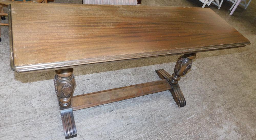 Antique Mahogany Sofa Table: Antique Mahogany Sofa Table. 60" W 20" D 30 1/2" H ALL DESCRIPTIONS AND ANY CONDITION STATEMENT GIVEN BY LANGSTON AUCTION GALLERY ARE STRICTLY OPINIONS AND LANGSTON'S SHALL HAVE NO RESPONSIBILITY FOR 