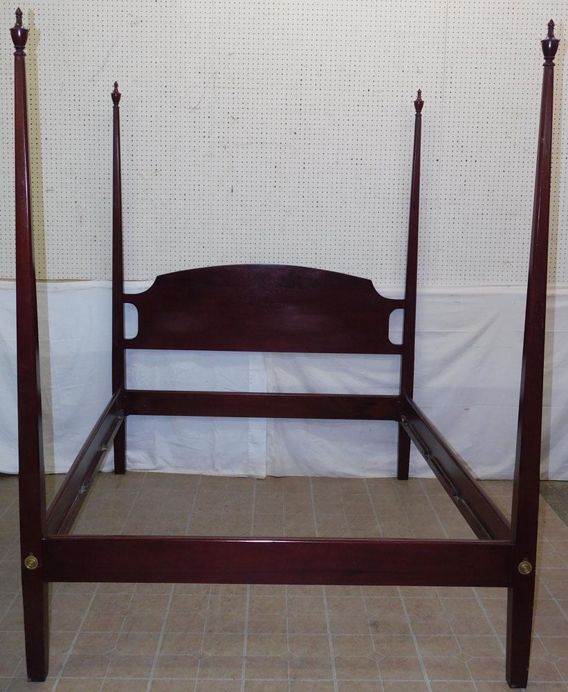 Mahogany Pencil Post Queen Size Bed (1 of 6)