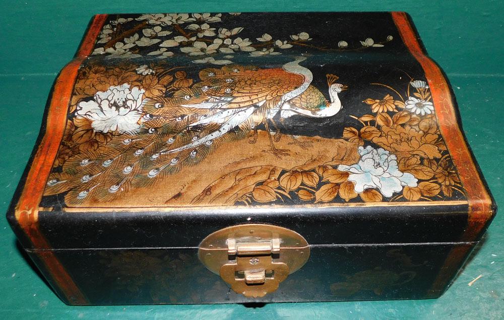 Oriental Paint Decorated Decanter Box (1 of 3)