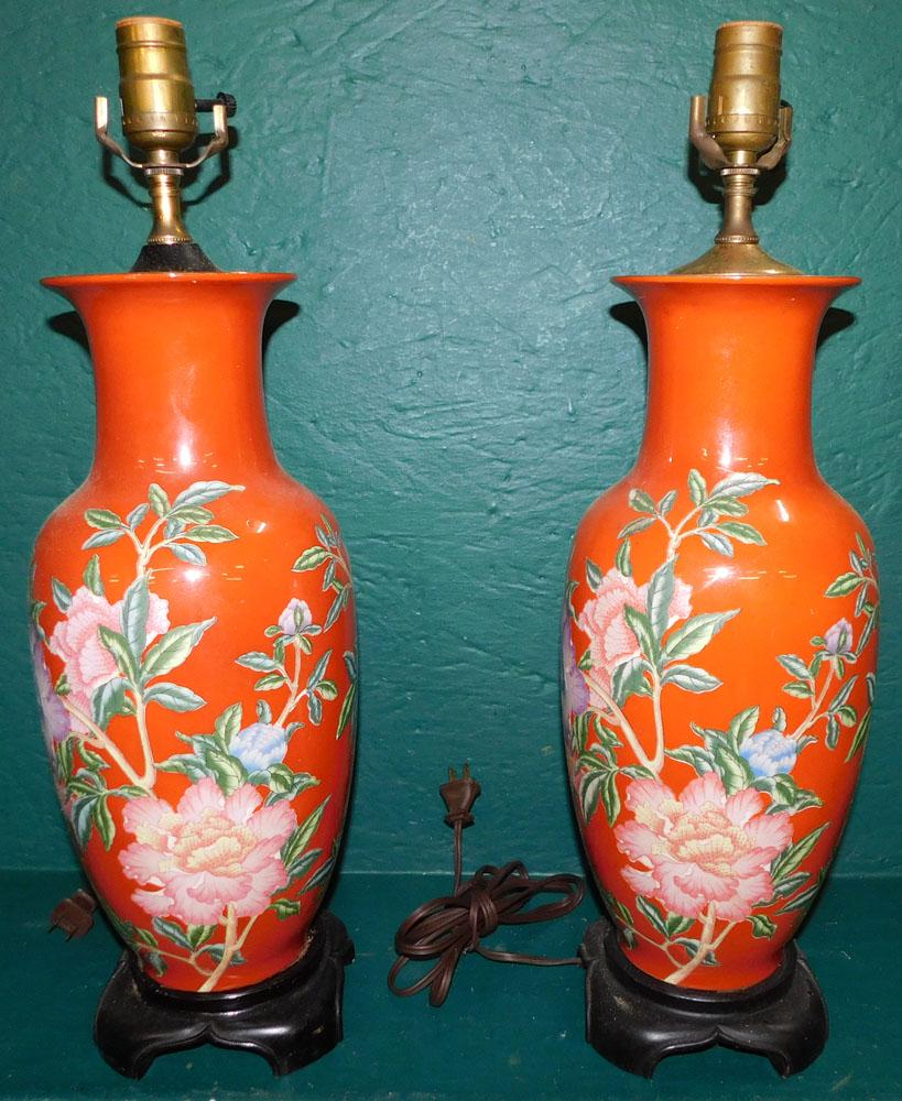 Pair Oriental Porcelain Lamps: Pair Oriental Porcelain Lamps. 20 1/2" H ALL DESCRIPTIONS AND ANY CONDITION STATEMENT GIVEN BY LANGSTON AUCTION GALLERY ARE STRICTLY OPINIONS AND LANGSTON'S SHALL HAVE NO RESPONSIBILITY FOR ERRORS OR 