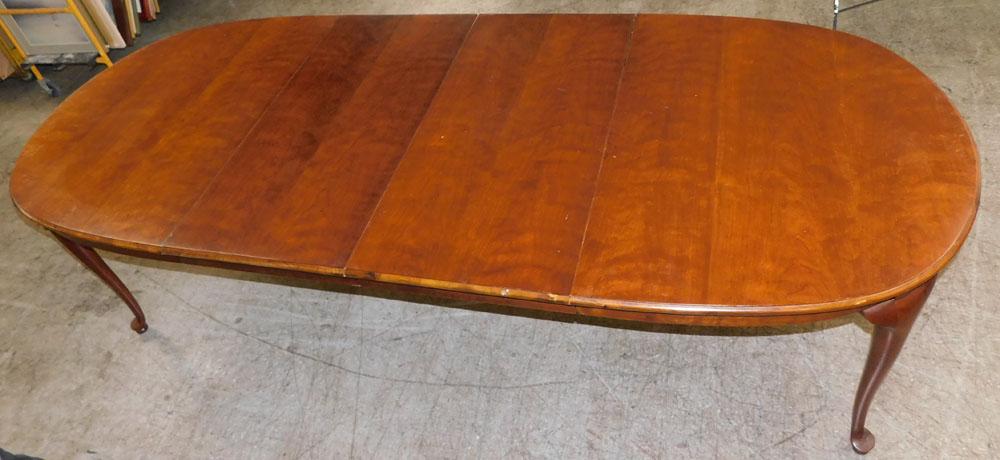 Cherry Queen Anne Style Dining Table W/ 2 Leaves By Council Craftsman (1 of 3)