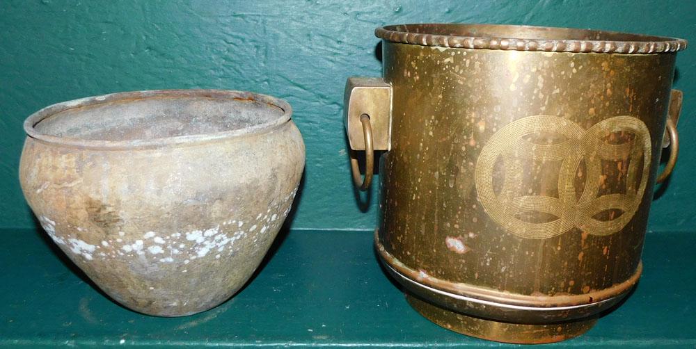 Two Antique Brass Jardinieres: Two Antique Brass Jardinieres. 9 1/2" H ALL DESCRIPTIONS AND ANY CONDITION STATEMENT GIVEN BY LANGSTON AUCTION GALLERY ARE STRICTLY OPINIONS AND LANGSTON'S SHALL HAVE NO RESPONSIBILITY FOR ERRORS OR O
