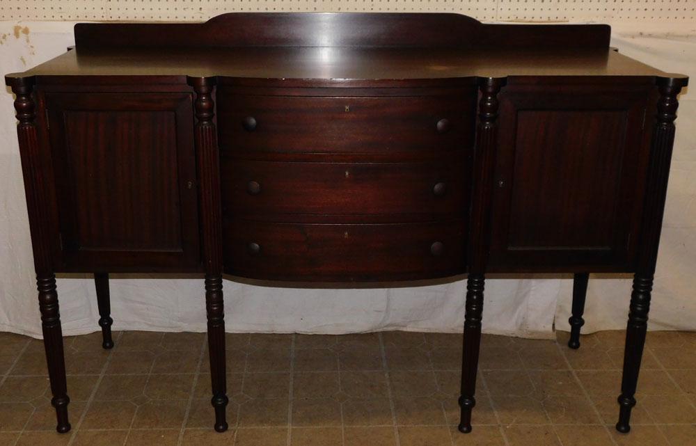 Mahogany Sheraton Style Sideboard with Cookie Corners (1 of 7)